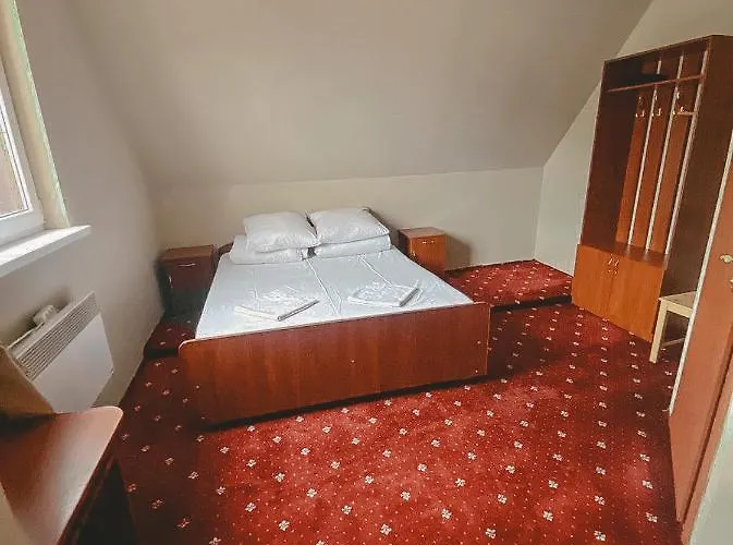 Hotel Crocus *