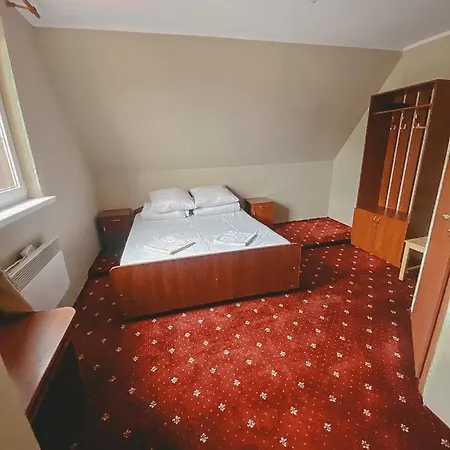 Hotel Crocus *