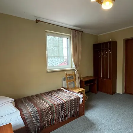 Crocus Hotel