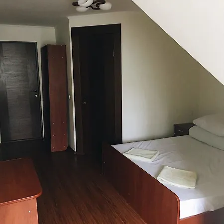 Crocus Hotel Dragobrat